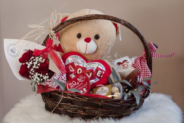 Кошница “I love you”❤️