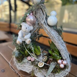 Коледна композиция  “Winter Fairy Tale”