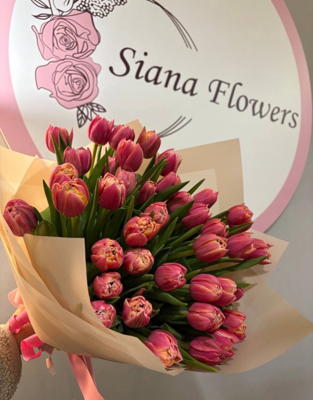 Букет от розови лалета „Тиха пролет”